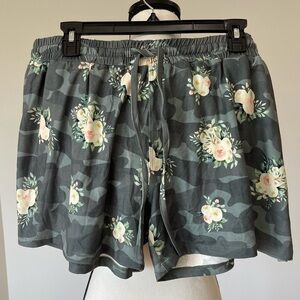 Cheekys size XXX shorts with drawstring and elastic waist